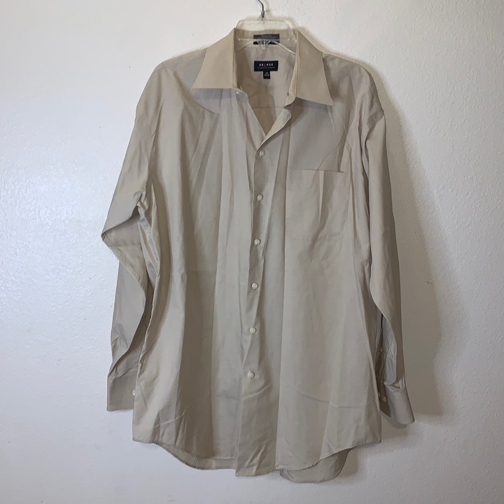 Axcess wrinkle free cotton button down dress shirt beige